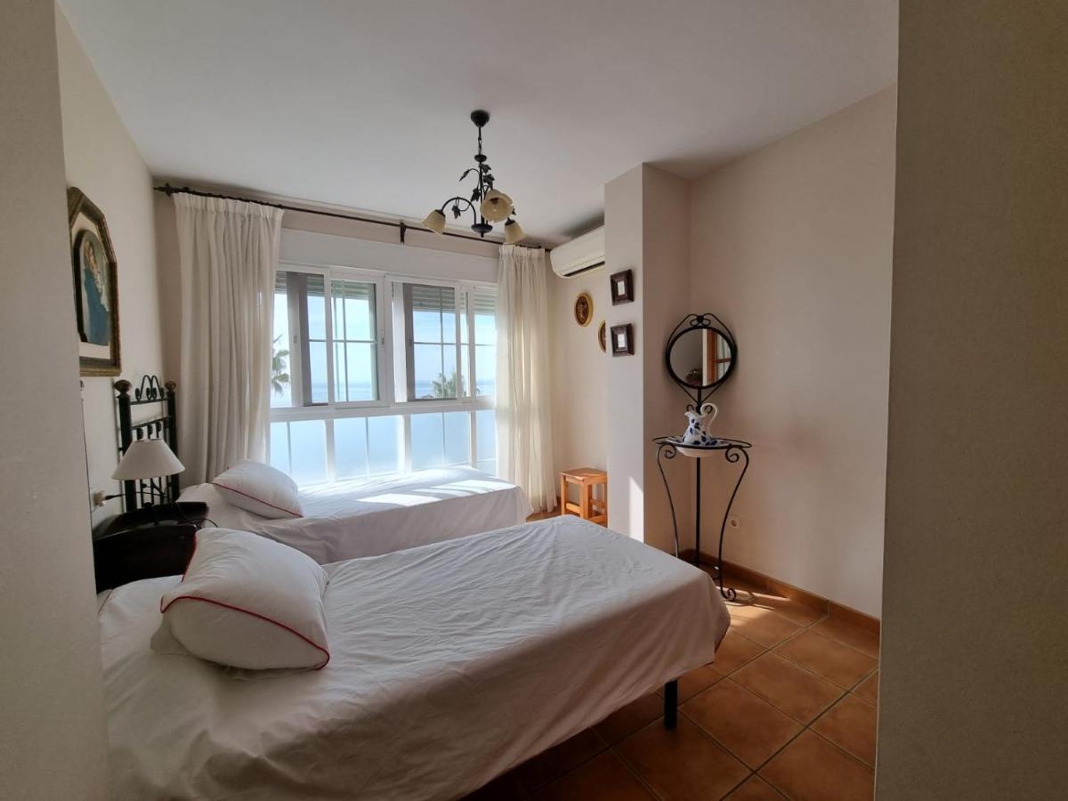 Apartment Sea & Village Center Town Estepona